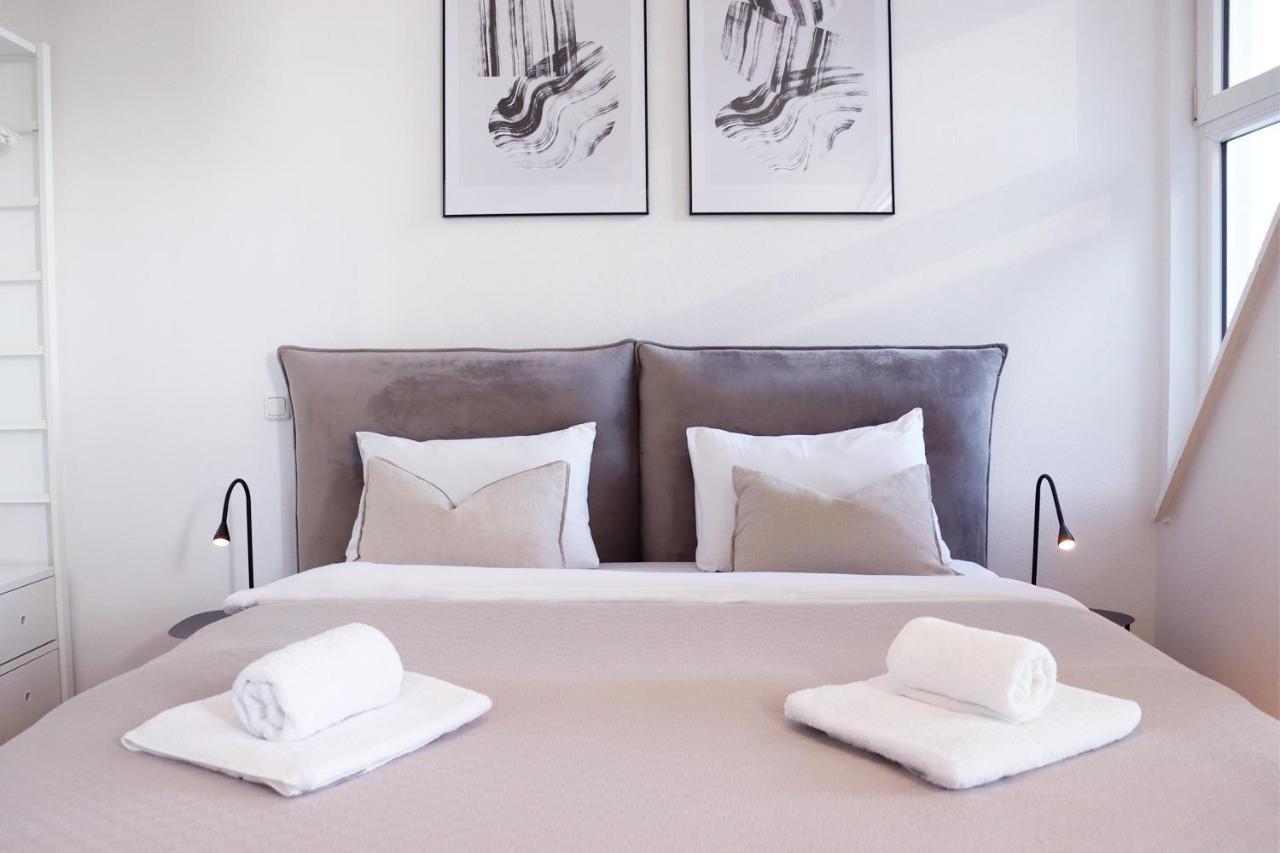Grosse Penthouse Ferienwohnung Mit Meerblick, Sonnenterrasse & Luxusbad Von "Momentic" 希尔克道夫 外观 照片