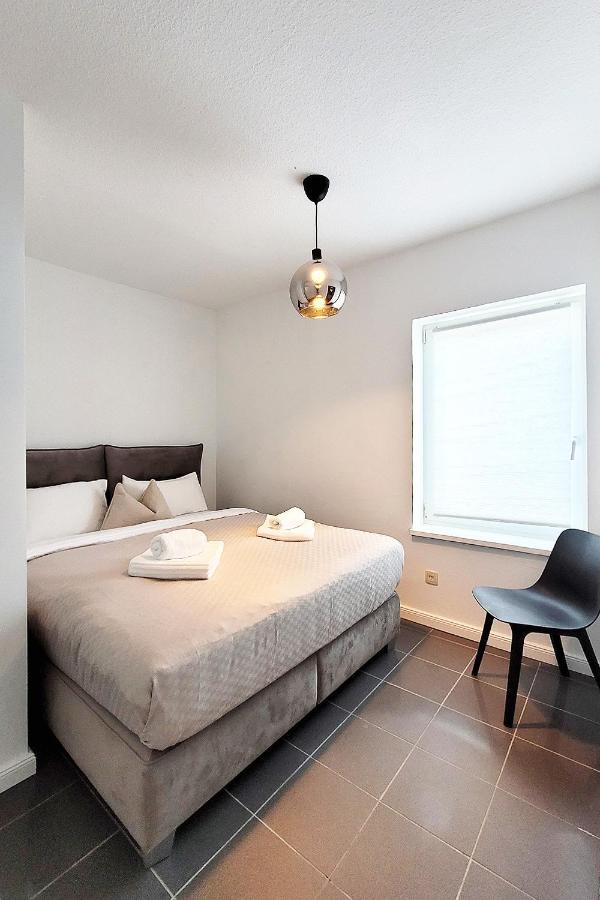 Grosse Penthouse Ferienwohnung Mit Meerblick, Sonnenterrasse & Luxusbad Von "Momentic" 希尔克道夫 外观 照片